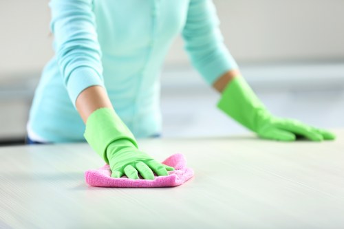 Deep cleaning company in Wimbledon restoring a kitchen